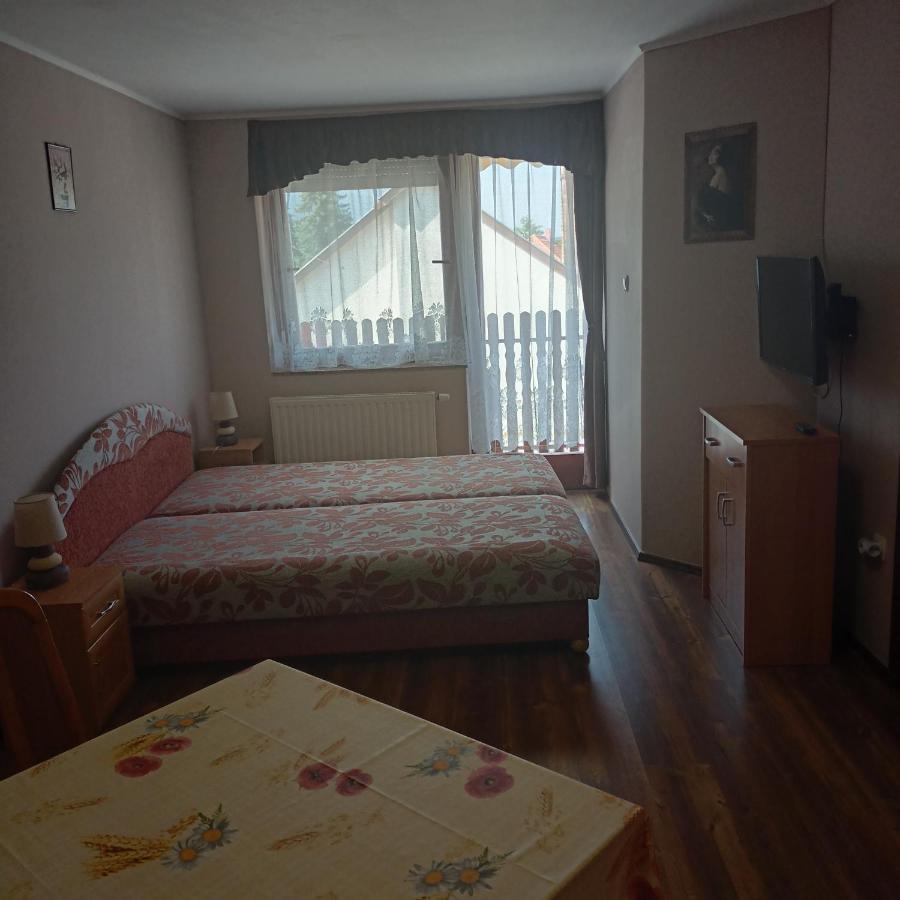 Livia Apartman บุค ภายนอก รูปภาพ